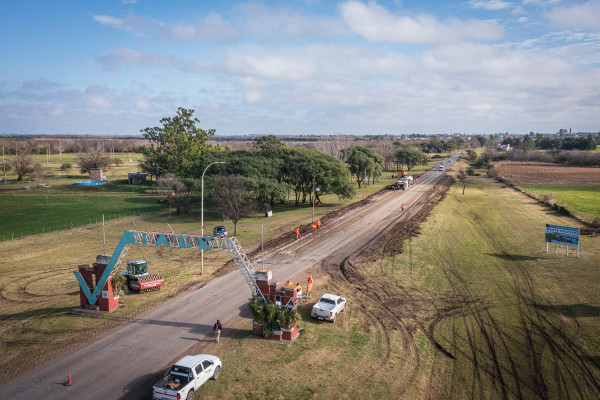 Continúa la obra de la rehabilitación de la ruta provincial Nº 32 en el departamento Paraná