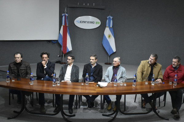 Cafesg licitó 4 obras públicas para distintas ciudades de Entre Ríos