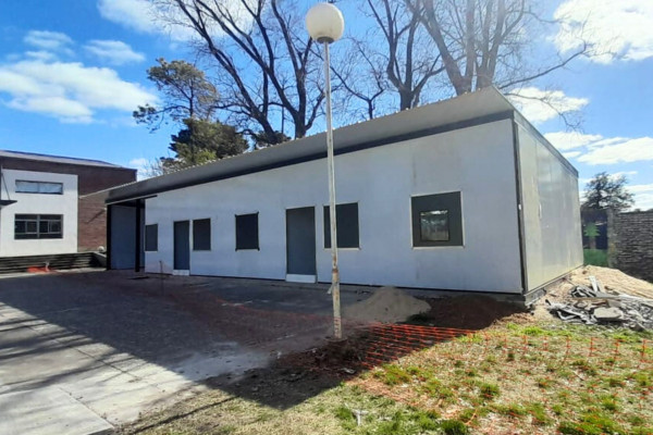 En Paraná la construcción de aulas para Escuela Nº 82 “Liga de los Pueblos Libres” avanza hacia su tramo final