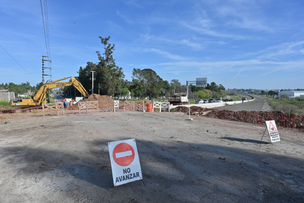 Provincia y municipio anunciaron el reinicio de las obras de acceso a Paraná por ruta nacional 12