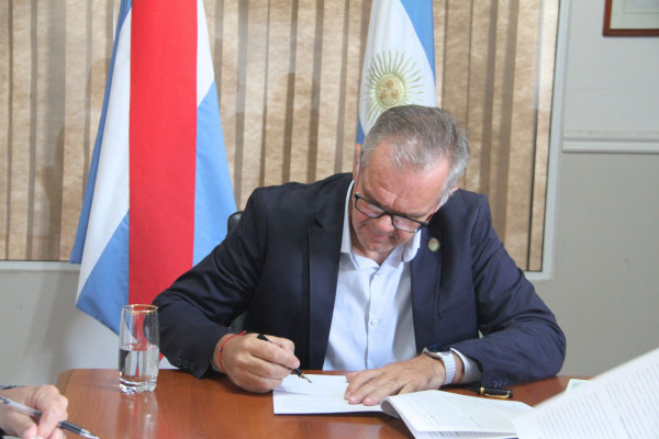 Con la firma de un nuevo acuerdo, reinicia el Hospital Bicentenario de Gualeguaychú