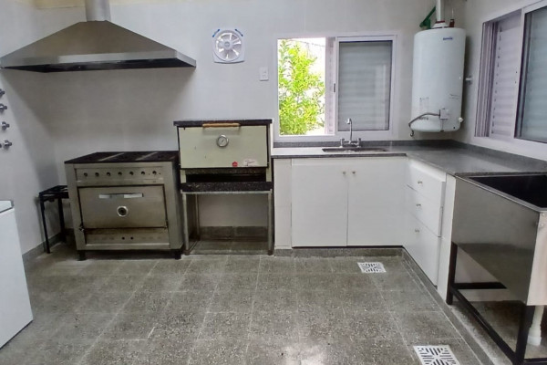 Se intervino la cocina y comedor de un establecimiento educativo de María Grande