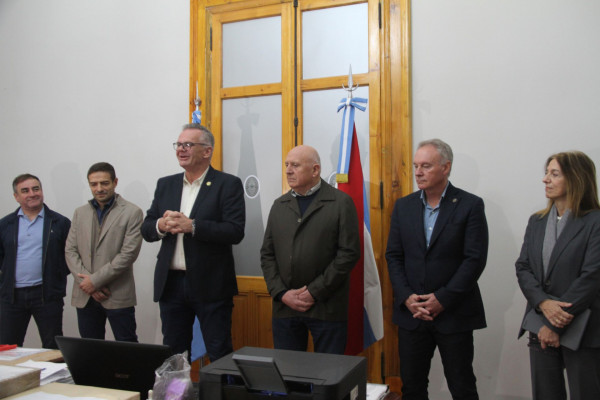 Doce oferentes se presentaron para obras de infraestructura en el Hospital San Francisco de Asís de Crespo