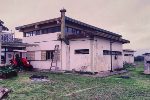 Se construirá un sistema de desagüe cloacal y se repararán instalaciones en escuela agrotécnica de Federal
