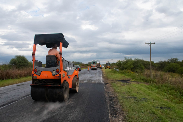 Más del 62 por ciento de avance en la mejora de seis rutas y un acceso