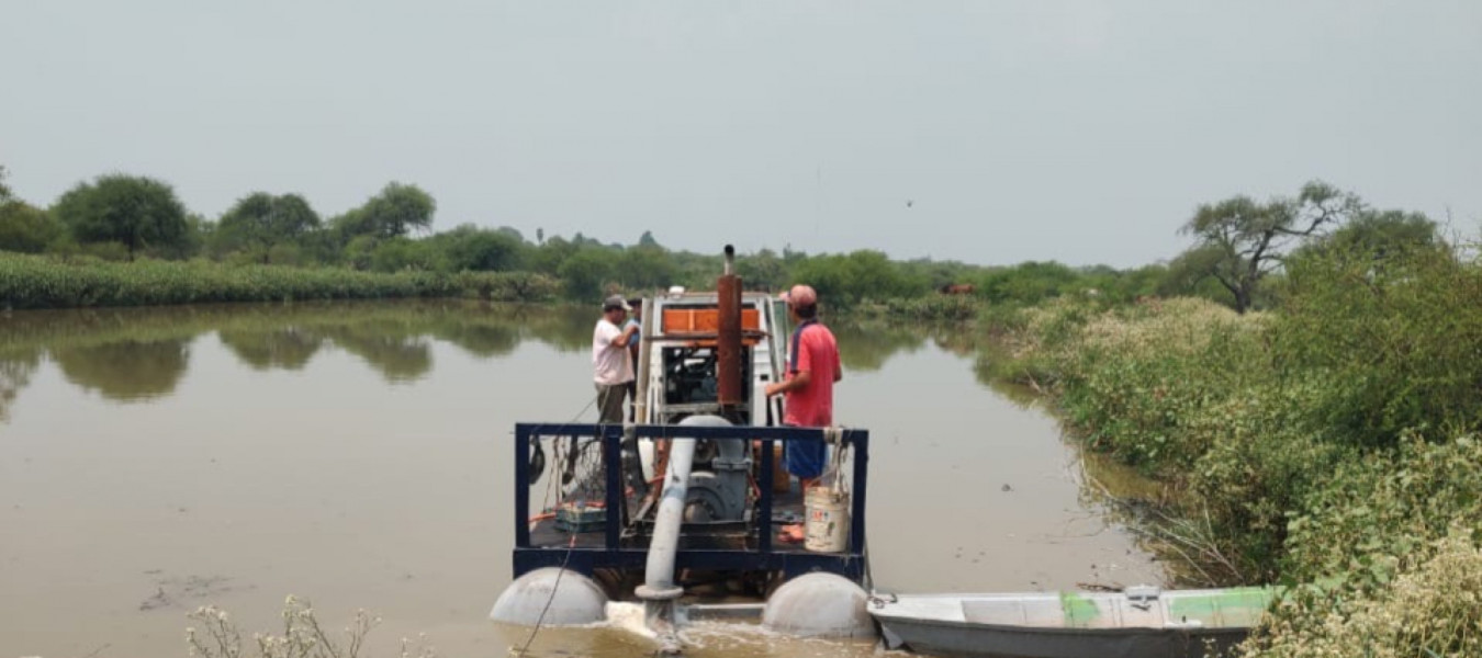 La provincia trabaja en la asistencia de obras para agua potable y saneamiento en distintas localidades entrerrianas