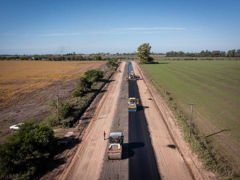 Avanza la obra de pavimentación de la ruta 23 entre Colón y Uruguay | MPeI