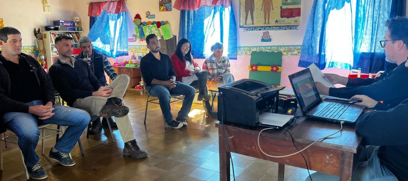 Se abrieron los sobres para mejoras edilicias en la casa del docente de la Escuela Nº 14 Ñandubay de Colonia Oficial N° 5