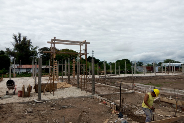 El gobierno provincial trabaja en el nuevo edificio de la escuela Domingo French de La Paz